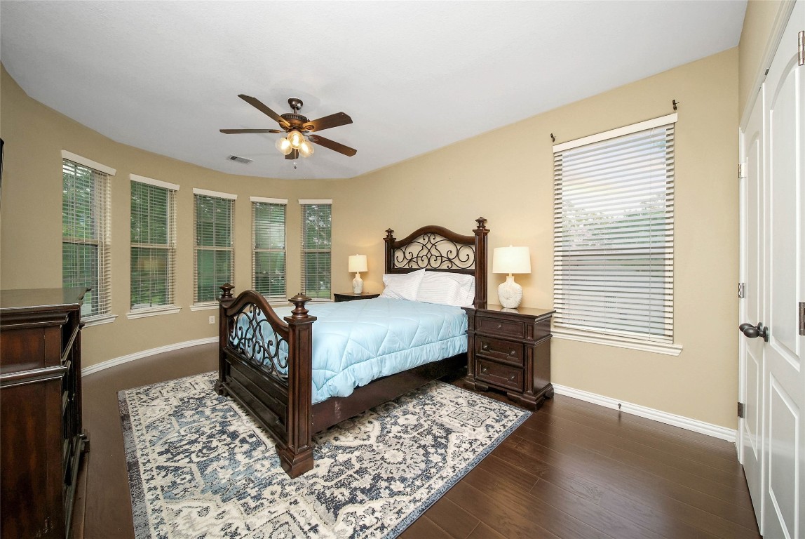 5 Copper Cove Conroe, TX 77304 - Photo 33 of 50