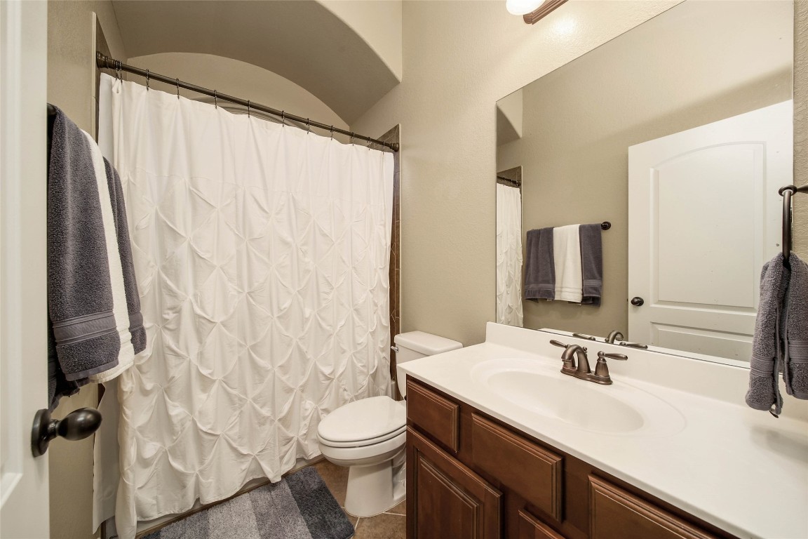 5 Copper Cove Conroe, TX 77304 - Photo 34 of 50