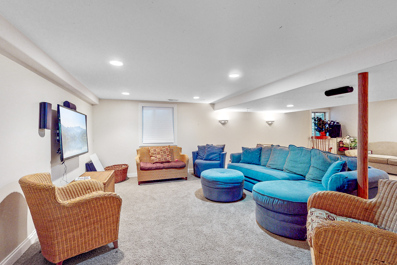35W998 Miller Road Dundee, IL 60102 - Photo 28 of 33 a living room with furniture and a flat screen tv