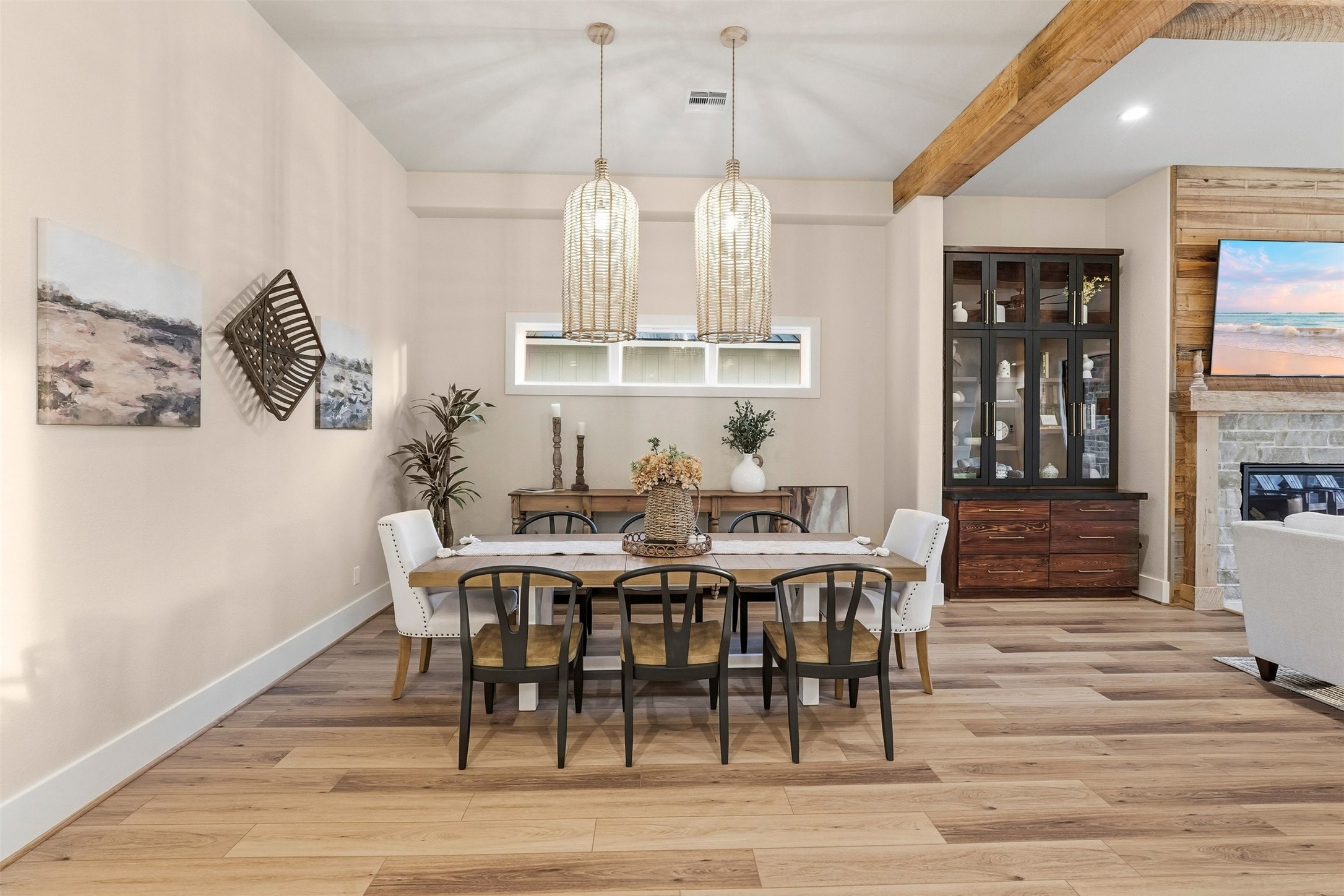 12833 Bruce Road Willis, TX 77318 - Photo 15 of 50 Super Tall 12' Ceiling on the First Floor Common Areas