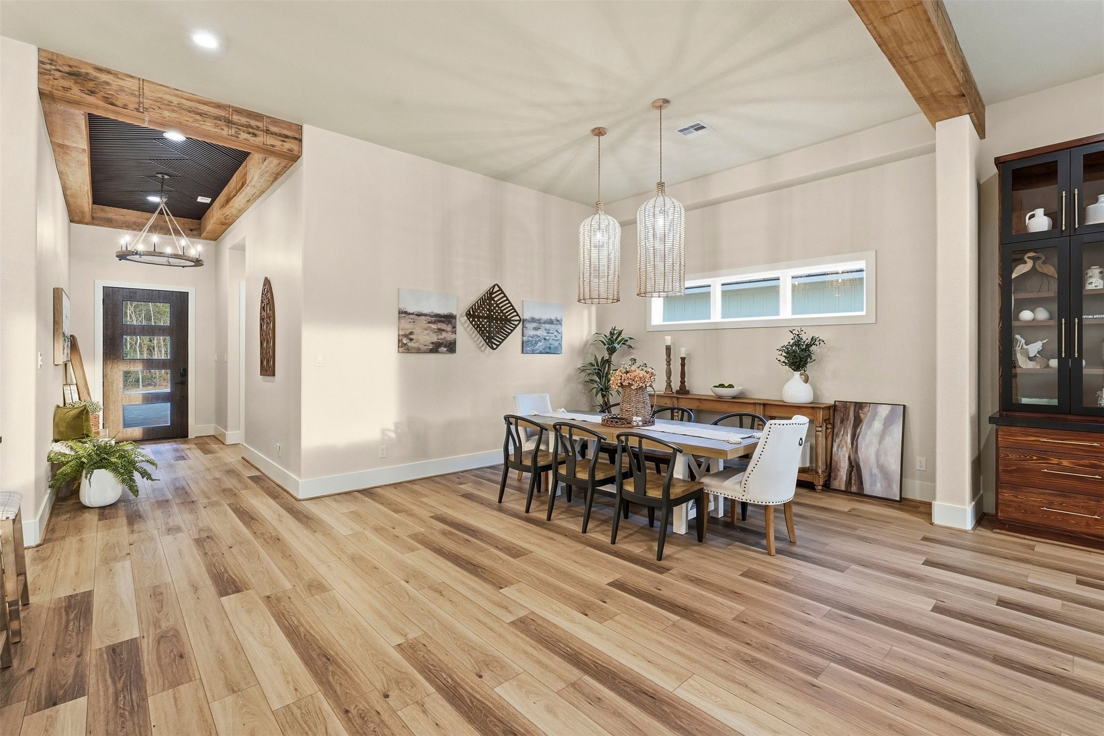 12833 Bruce Road Willis, TX 77318 - Photo 16 of 50 Decorative Entry with Oversized