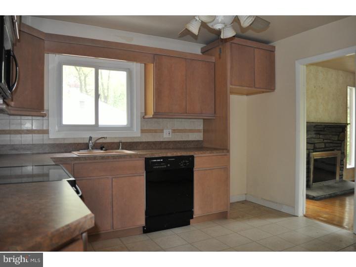520 Old Eagle School Road Wayne, PA 19087 - Photo 4 of 15 Kitchen