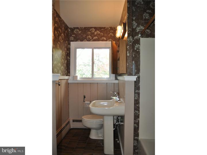 520 Old Eagle School Road Wayne, PA 19087 - Photo 8 of 15 Bathroom