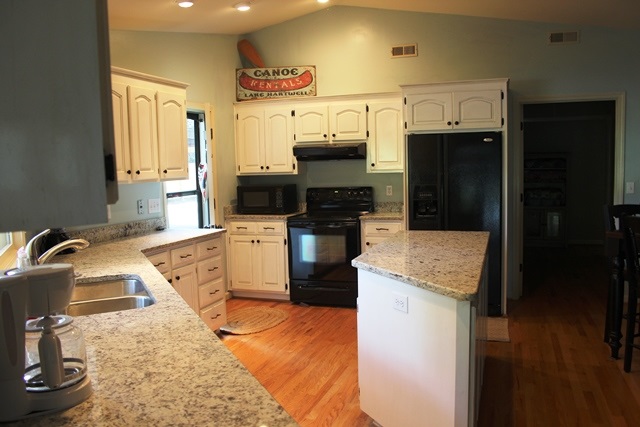 157 Rivoli Point Road Westminster, SC 29693 - Photo 6 of 27 Gallery Image 6