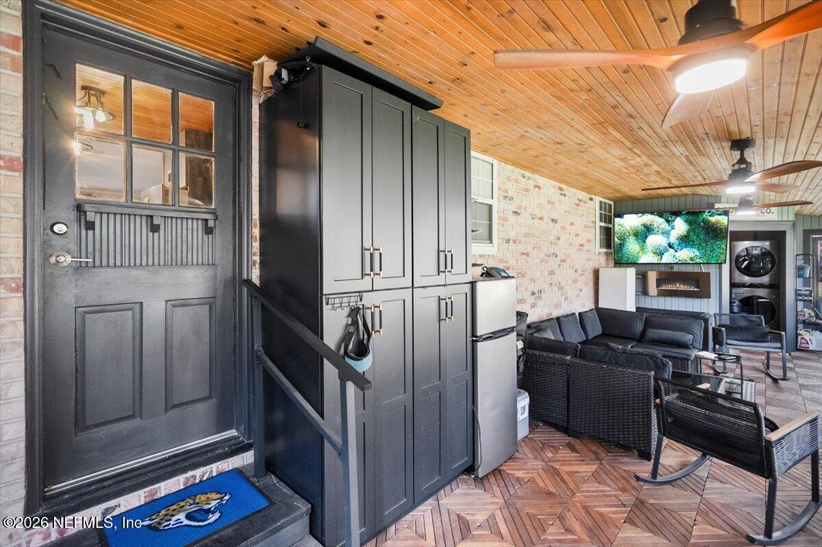 1917 Blair Road Jacksonville, FL 32221 - Photo 17 of 30 a living room with furniture