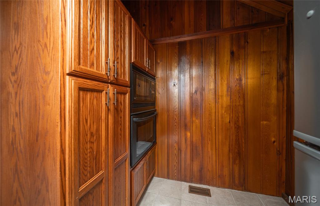 1382 Osage Street Cuba, MO 65453 - Photo 19 of 50