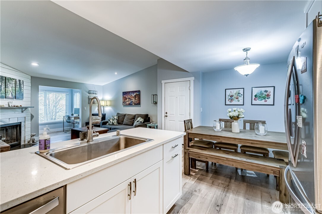 975 Aberdeen Avenue Northeast, Unit G302 Renton, WA 98056 - Photo 6 of 22