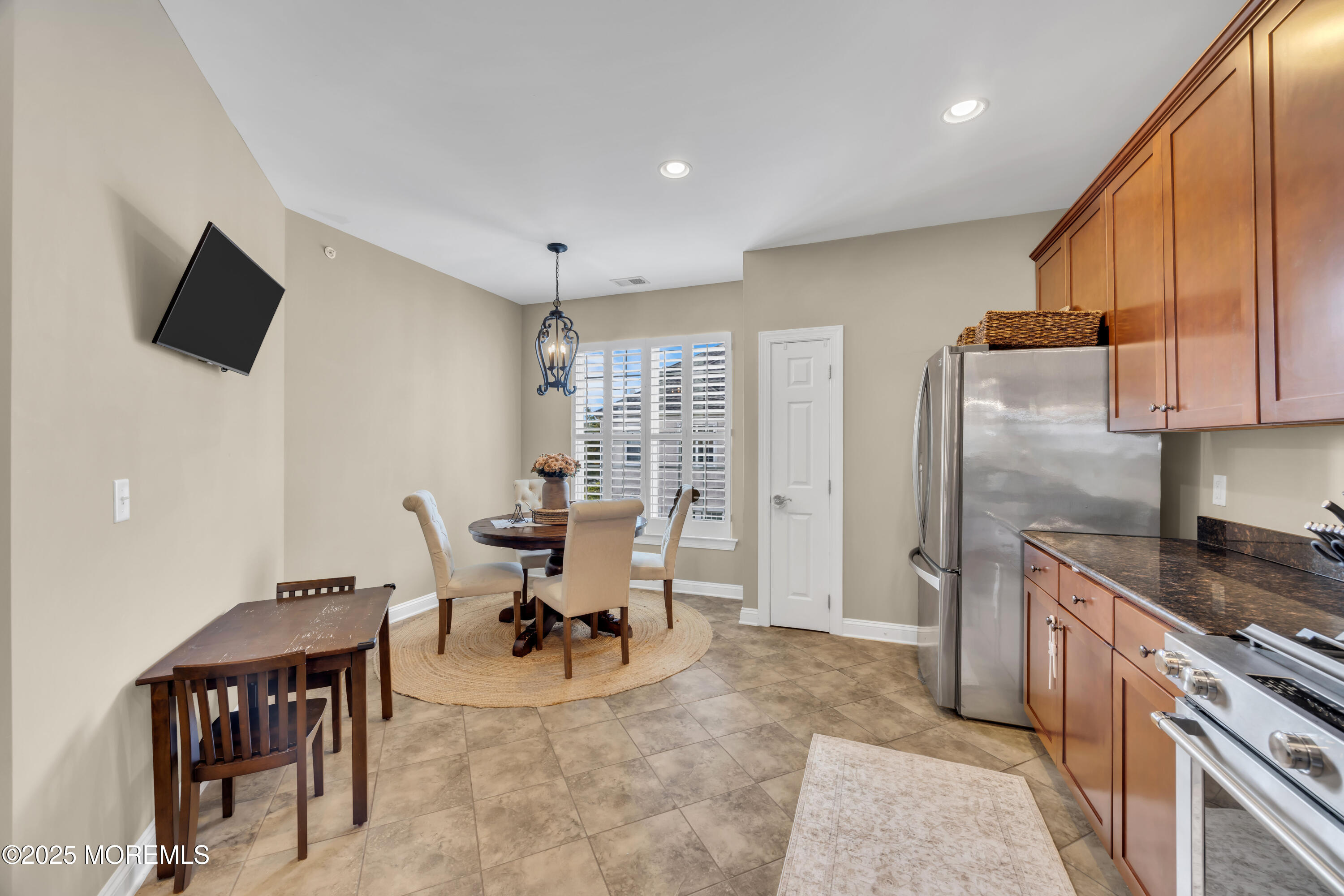 211 April Way Middletown, NJ 07748 - Photo 22 of 38 022_2m1a2749_704