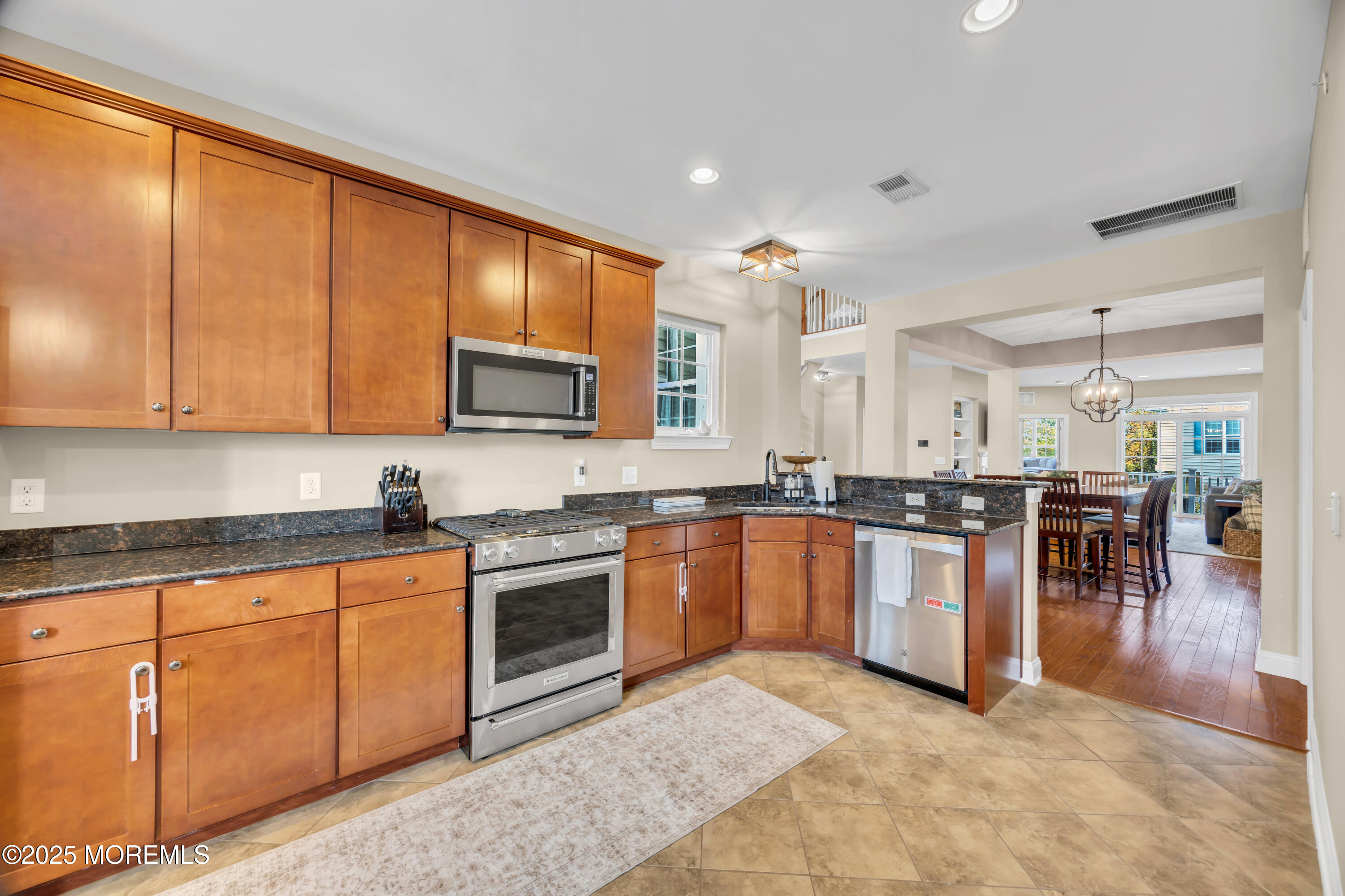 211 April Way Middletown, NJ 07748 - Photo 23 of 38 023_2m1a2754_573