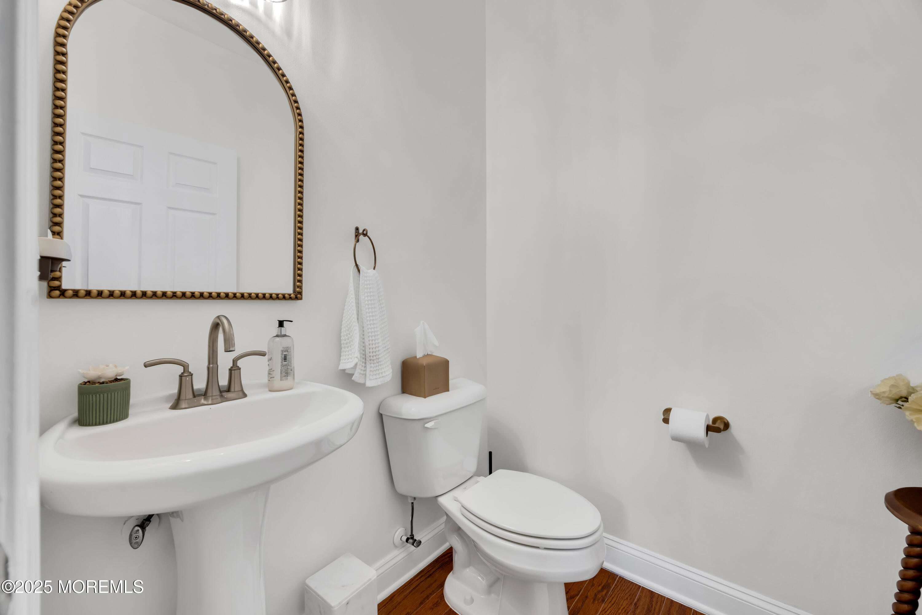 211 April Way Middletown, NJ 07748 - Photo 7 of 38 007_2m1a2649_541