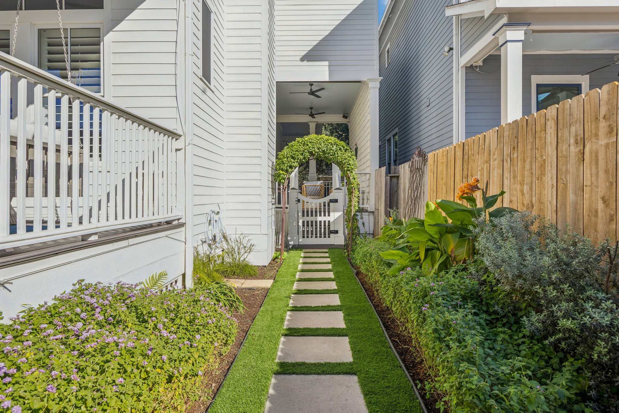 1127 Tulane Street Houston, TX 77008 - Photo 11 of 22 a view of a garden with pathway