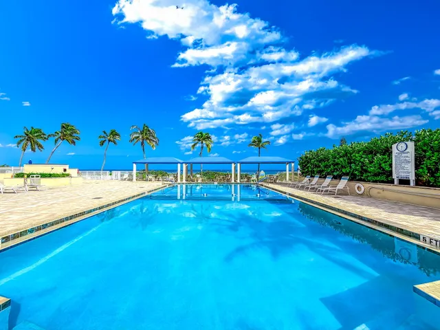 $699,000 | 2000 South Ocean Boulevard, Unit 4D, Lauderdale-by-the-Sea, FL 33062