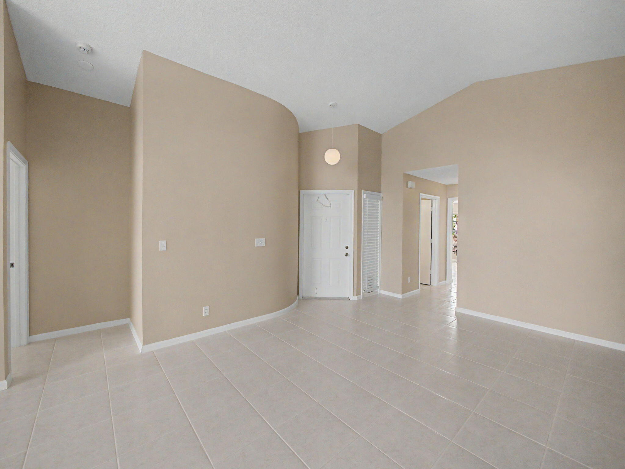 7218 Michigan Isle Road Lake Worth, FL 33467 - Photo 4 of 21 6-web-or-mls-008