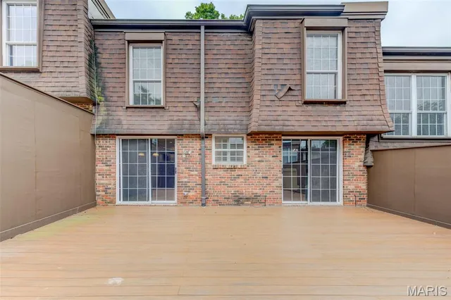 $195,000 | 13503 Coliseum Drive, Chesterfield, MO 63017