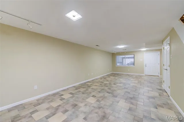 $195,000 | 13503 Coliseum Drive, Chesterfield, MO 63017