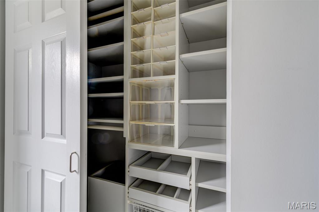 13503 Coliseum Drive Chesterfield, MO 63017 - Photo 24 of 33