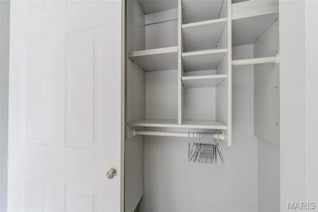 $195,000 | 13503 Coliseum Drive, Chesterfield, MO 63017