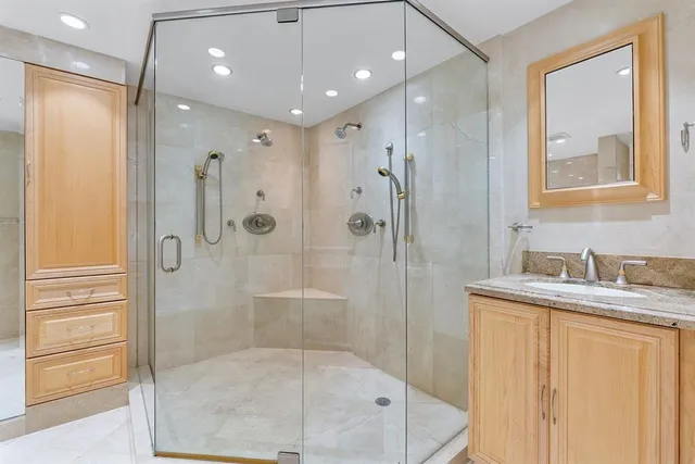 $1,375,000 | 1800 South Ocean Boulevard, Unit 410, Lauderdale-by-the-Sea, FL 33062