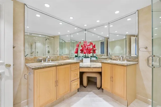 $1,375,000 | 1800 South Ocean Boulevard, Unit 410, Lauderdale-by-the-Sea, FL 33062