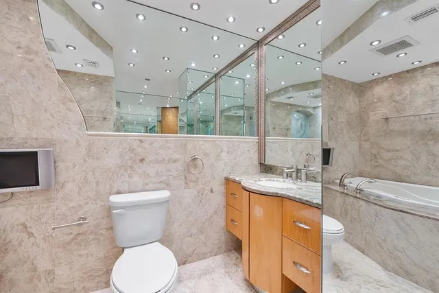 $1,375,000 | 1800 South Ocean Boulevard, Unit 410, Lauderdale-by-the-Sea, FL 33062