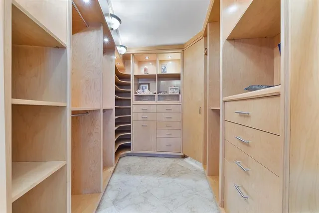 $1,375,000 | 1800 South Ocean Boulevard, Unit 410, Lauderdale-by-the-Sea, FL 33062