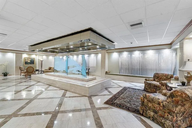 $1,375,000 | 1800 South Ocean Boulevard, Unit 410, Lauderdale-by-the-Sea, FL 33062