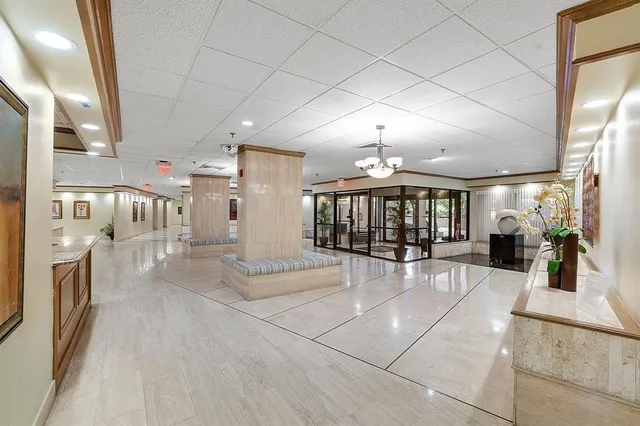 $1,375,000 | 1800 South Ocean Boulevard, Unit 410, Lauderdale-by-the-Sea, FL 33062