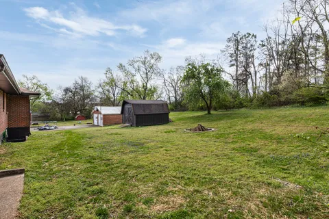 $389,900 | 1227 Bell Grimes Lane, Nashville, TN 37207