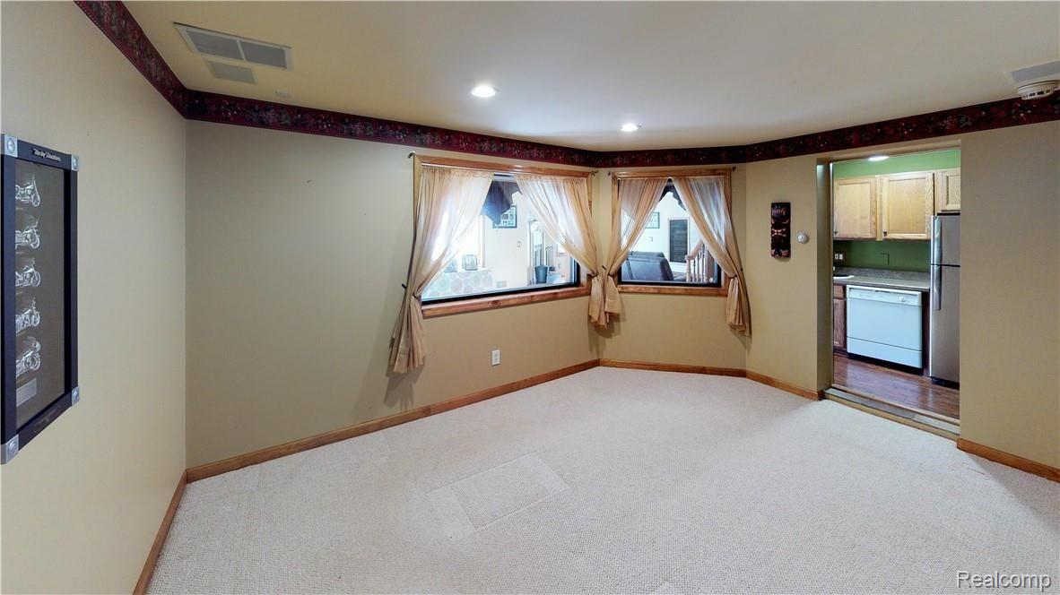 5340 Stickney Road Clarkston, MI 48348 - Photo 44 of 46 5340-Stickney-Bedroom(4).jpg