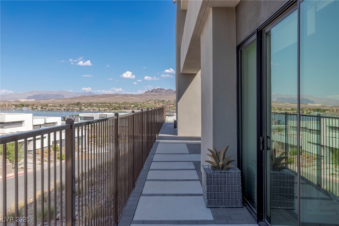 53 Falling Ridge Lane Henderson, NV 89011 - Photo 5 of 85