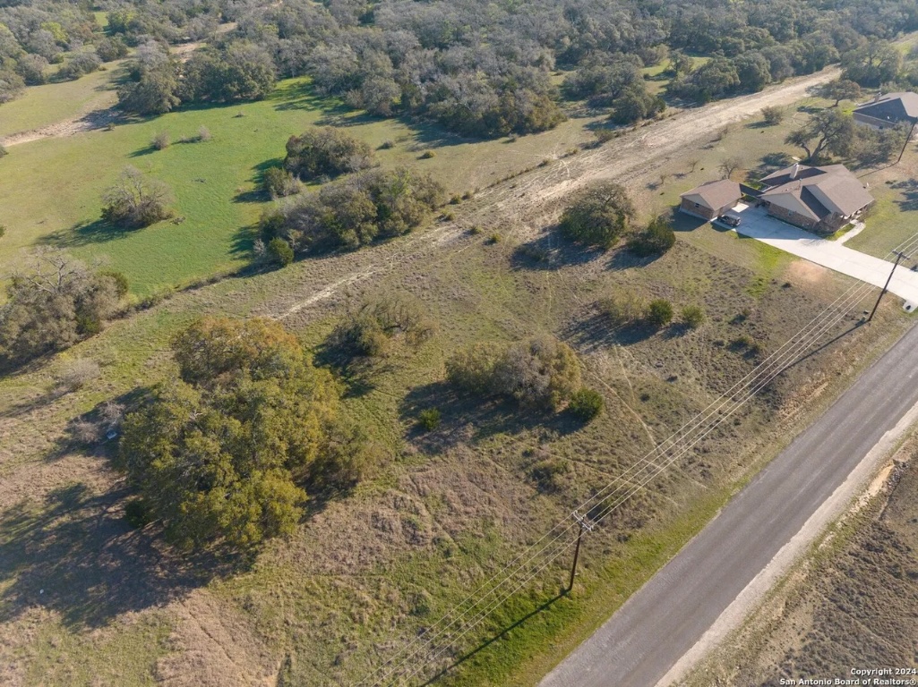 327 John Price Blanco, TX 78606 - Photo 6 of 12