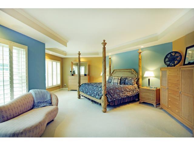 1760 Bridgewater Road Golden Valley, MN 55422 - Photo 15 of 18 Gallery Image 15
