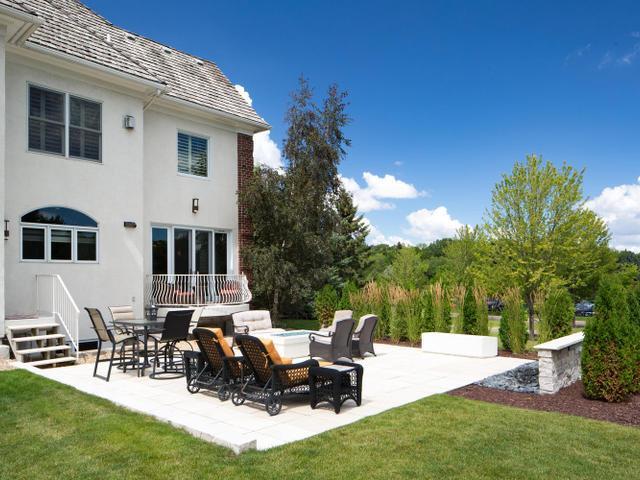 1760 Bridgewater Road Golden Valley, MN 55422 - Photo 3 of 18 Gallery Image 3