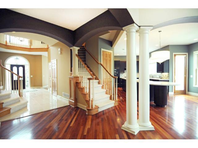 1760 Bridgewater Road Golden Valley, MN 55422 - Photo 7 of 18 Gallery Image 7