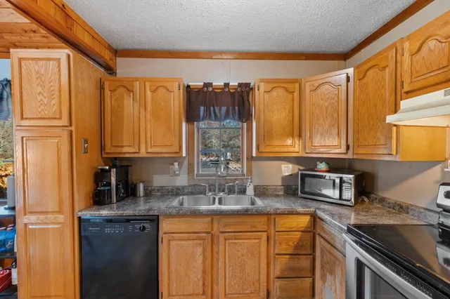 $279,900 | 797 Fiesta Drive, Nekoosa, WI 54457