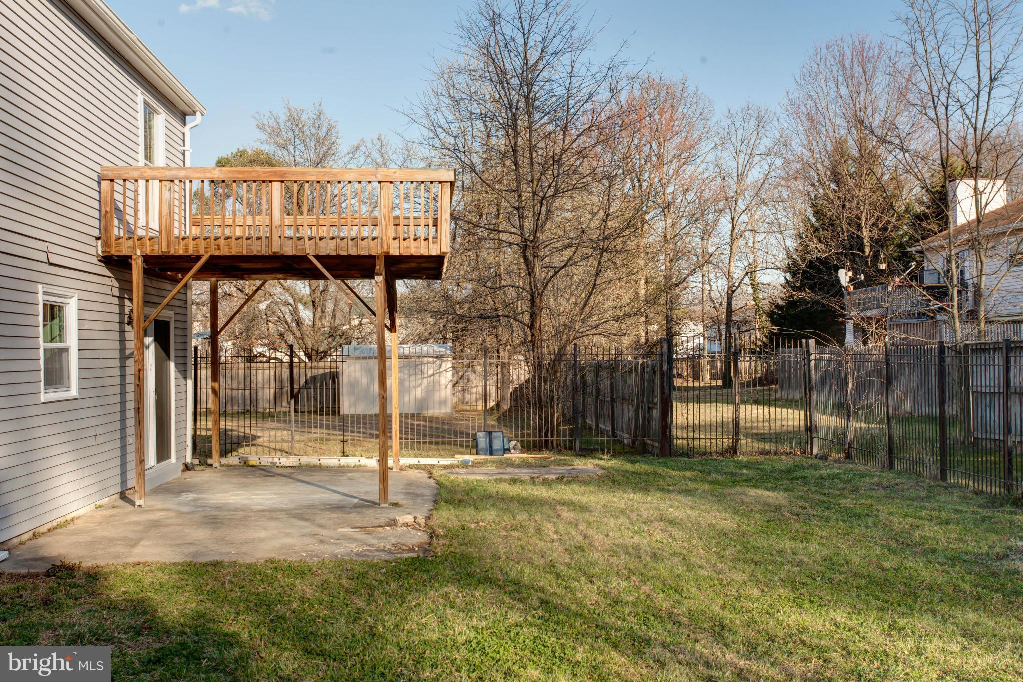 6808 Ben Franklin Road Springfield, VA 22150 - Photo 3 of 22 Exterior (Rear)