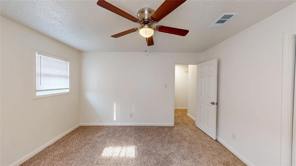 312 Lipscomb Street Cleburne, TX 76031 - Photo 19 of 27