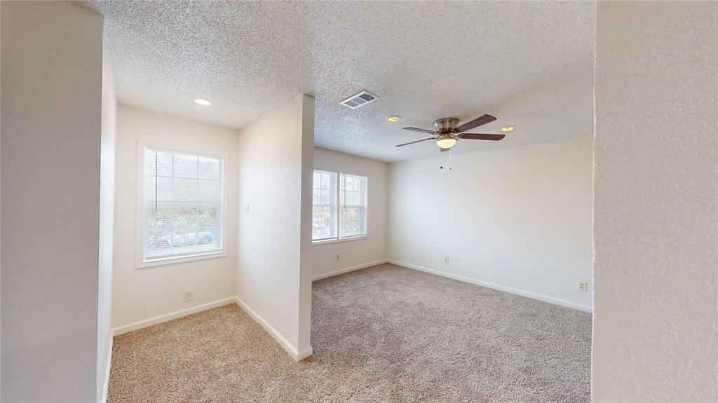 312 Lipscomb Street Cleburne, TX 76031 - Photo 9 of 27