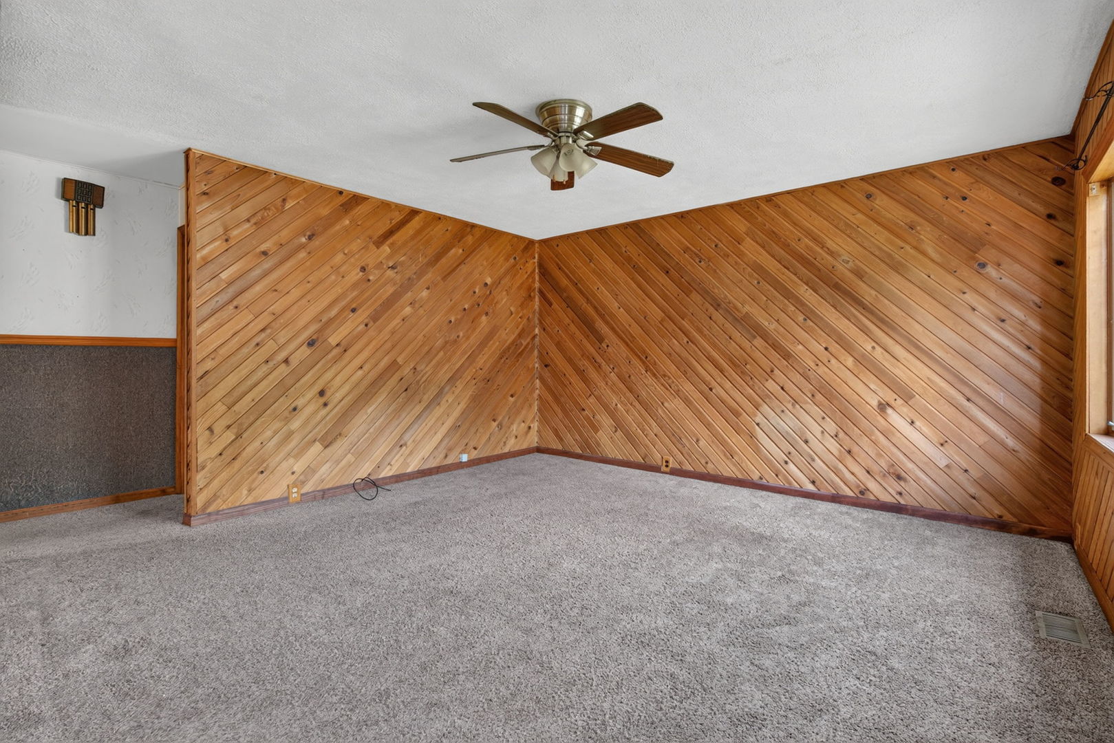 526 Laurel Avenue Romeoville, IL 60446 - Photo 2 of 20