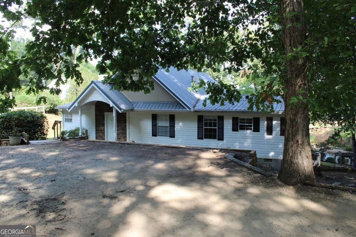 190 Roberts Point Road Jackson, GA 30233 - Photo 9 of 29 Gallery Image 9