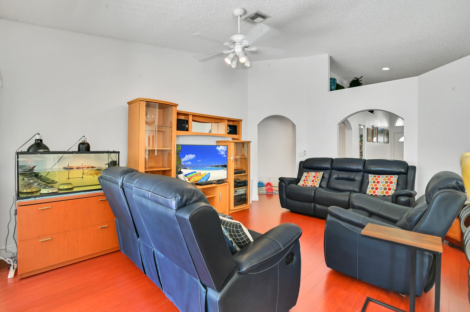 18350 Coral Sands Way Boca Raton, FL 33498 - Photo 14 of 32 14 Living room 02