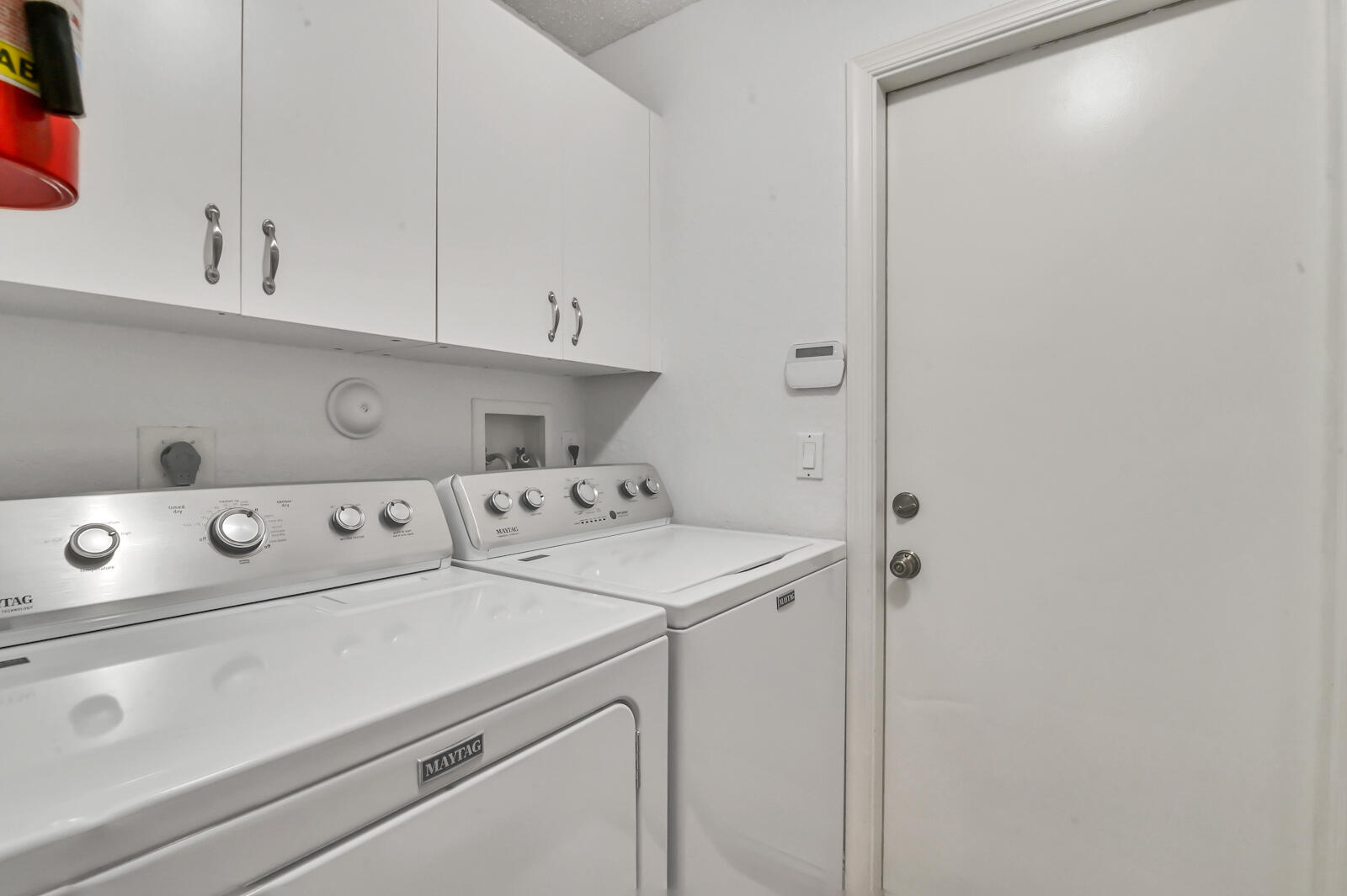 18350 Coral Sands Way Boca Raton, FL 33498 - Photo 32 of 32 17 Laundry 01
