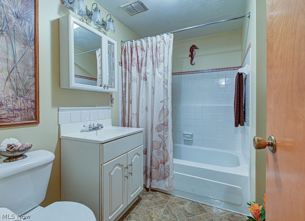 23939 Maple Ridge Road North Olmsted, OH 44070 - Photo 23 of 34 Gallery Image 23