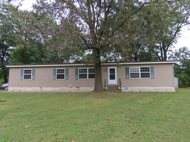 $2,000 | 2968 North 2659th Road, Seneca, IL 61360