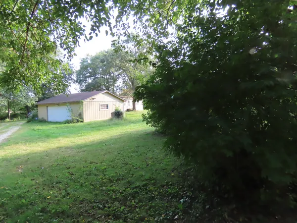 $2,000 | 2968 North 2659th Road, Seneca, IL 61360
