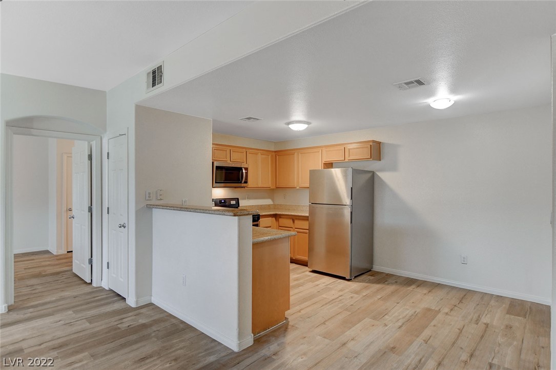 7701 West Robindale Road, Unit 111 Las Vegas, NV 89113 - Photo 9 of 34