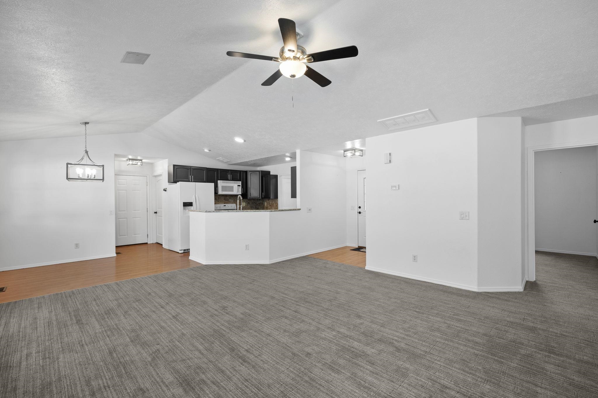 30229 North Mill Road Deer Park, WA 99006 - Photo 6 of 45 Gallery Image 6
