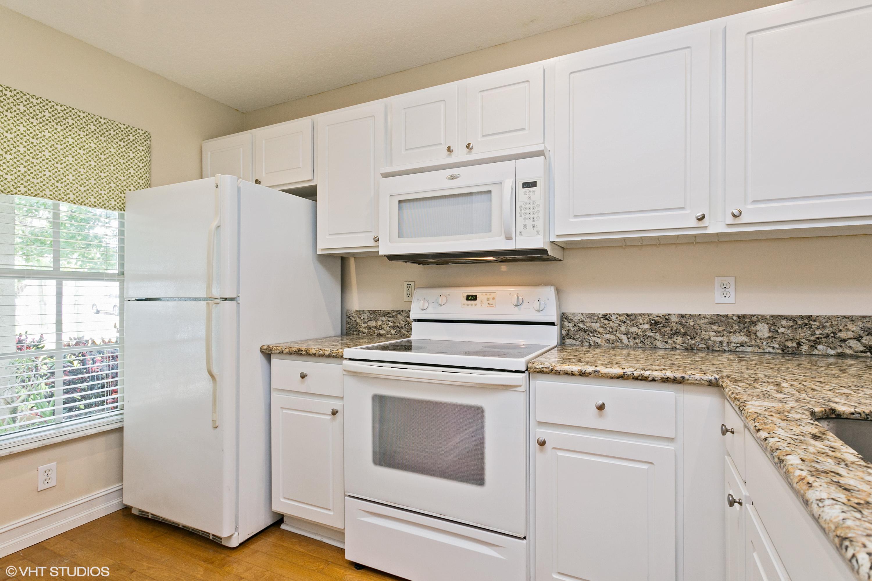 Kitchen 3