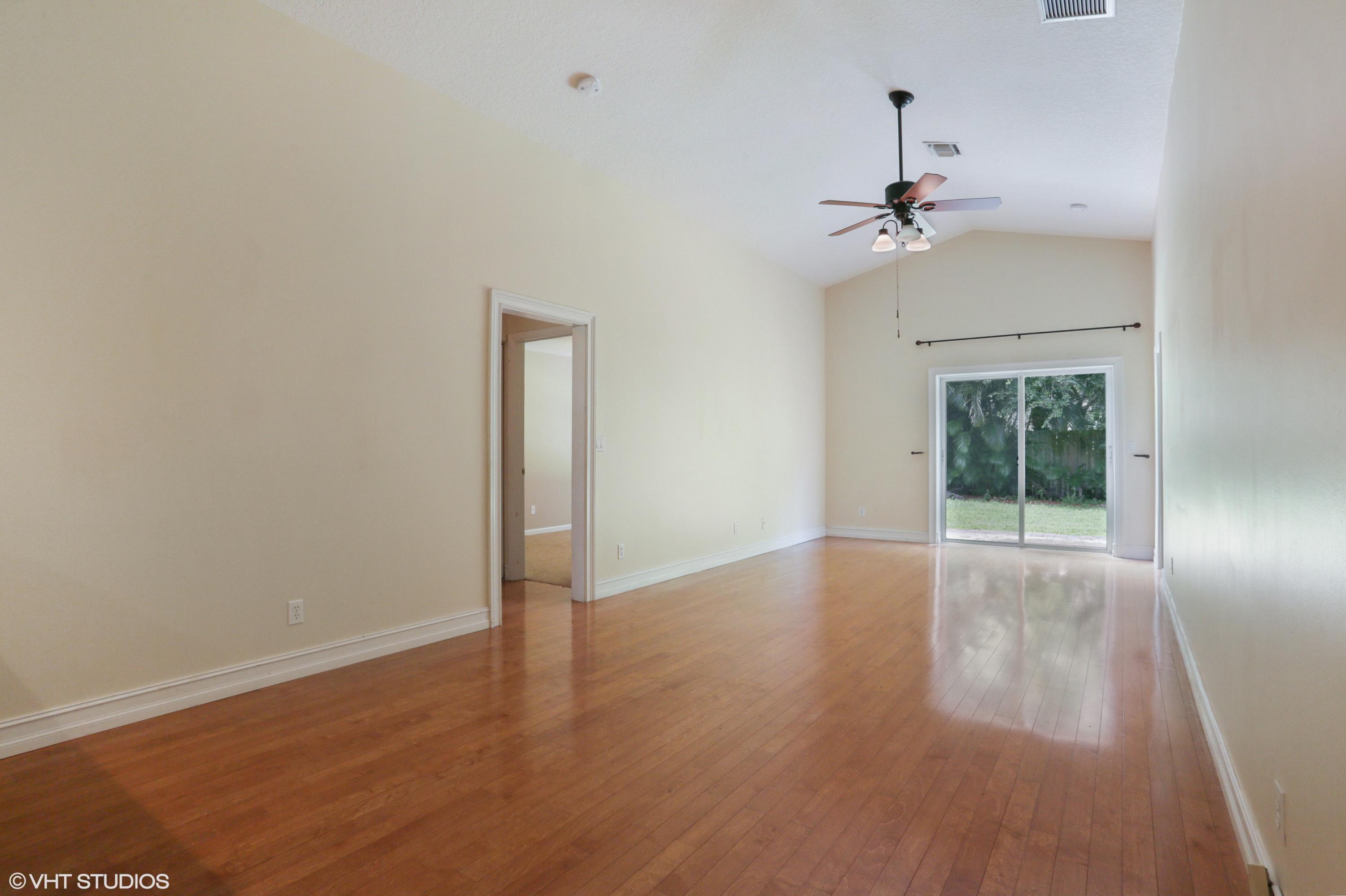 17671 Cinquez Park Road West Jupiter, FL 33458 - Photo 10 of 20 Living Area 1