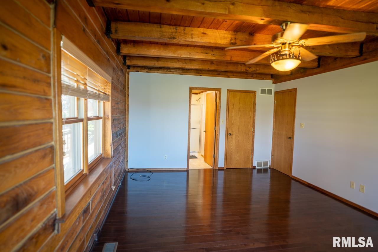 11998 Darnell Road Mechanicsburg, IL 62545 - Photo 19 of 47 Gallery Image 19